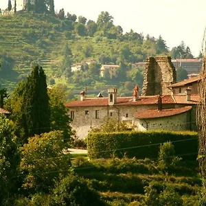 https://castello-di-cernusco-lombardone.it-lombardy.com